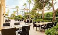 Terrass till bufférestaurangen