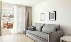 Tvårumslägenhet på översta våningen