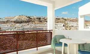 Tvårumslägenhet på översta våningen