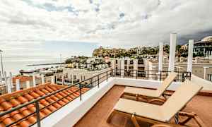 Tvårumslägenhet med stor takterrass