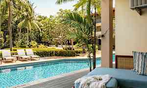 Dubbelrum med access till privat, delad pool