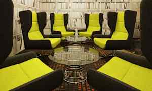 Sittområde i lobbyn