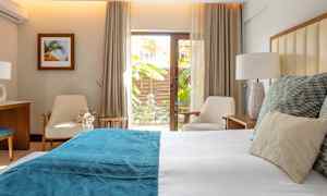 Dubbelrum Deluxe mot trädgården