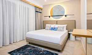 Tvårumslägenhet mot poolområdet