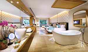 Juniorsvit mot trädgården