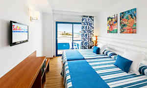 Dubbelrum med begränsad havsutsikt