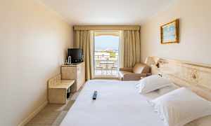 Dubbelrum deluxe med havsutsikt