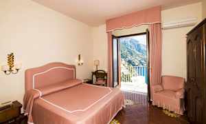 Dubbelrum standard med fransk balkong och havsutsikt