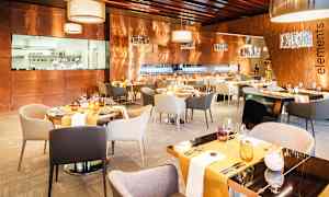 À la carte-restaurang