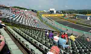 Uppgraderade biljettkategorin, Red bull.