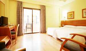 Dubbelrum mot omgivningarna