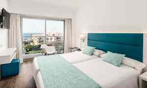 Dubbelrum med havsutsikt