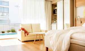 Dubbelrum med direkt poolaccess till gemensam pool