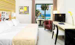 Dubbelrum med havsutsikt