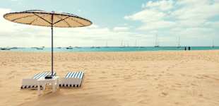 Stranden vid hotell Morabezas Beach Club