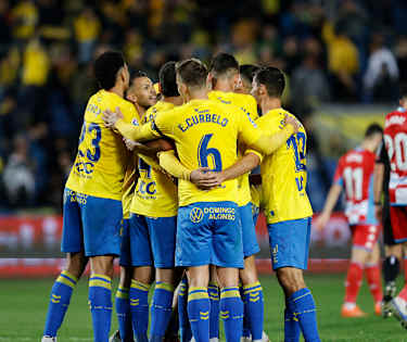 Se fotboll på högsta nivå!