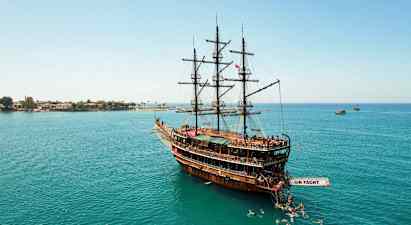 Pirates of Side