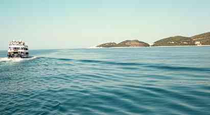 m/s Christina - Forgotten Islands