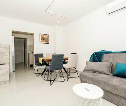 Tvårumslägenhet med balkong - möjligt med 2 extrabäddar