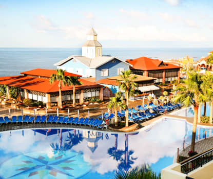 Poolområde vid Tenerife-delen med poolbar och den mexikanska à la carte-restaurangen