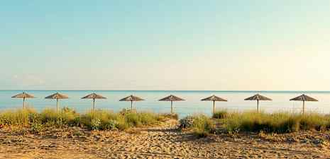 Stranden framför Ilion Beach
