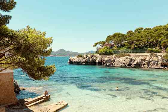 Den lilla stranden Cala Gat i Cala Ratjada