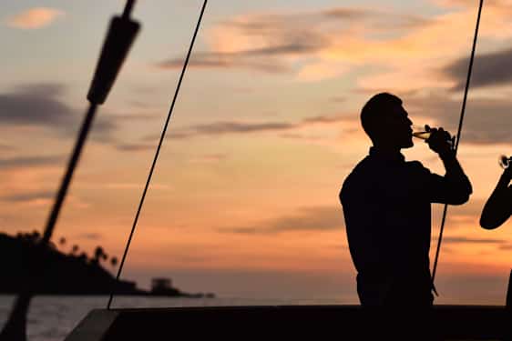 HKT  La Moet - Sun & Sunset Combo Cruise (MSCC)