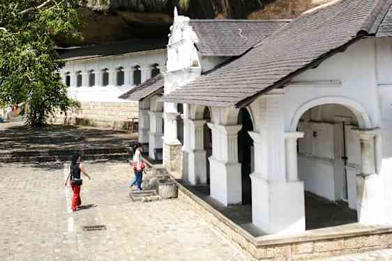 Dambulla Cave Temple