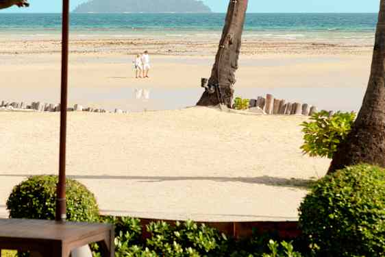 Laemtong Beach