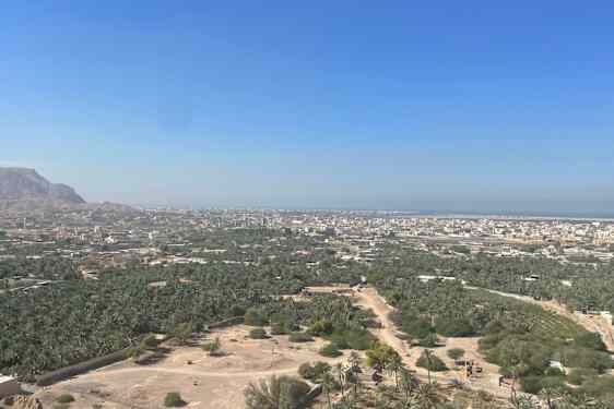 På toppen av Dhayah Fort kommer utsikten över Ras Al Khaimah att ta andan ur dig