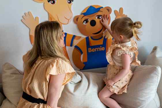 BArn tittar på Lollo och bernie