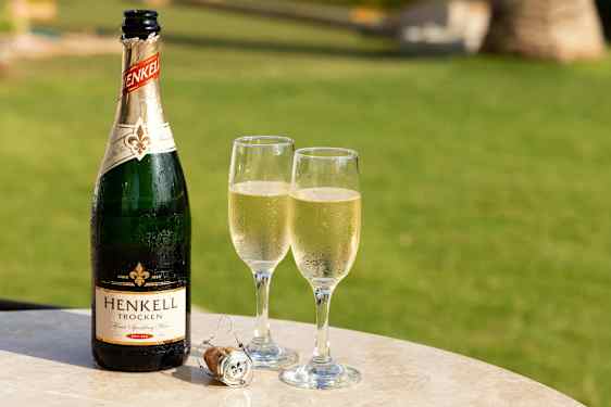 Mousserande vin på rummet