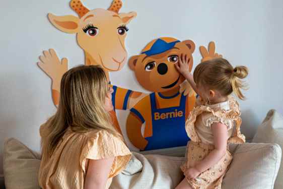 BArn tittar på Lollo och bernie