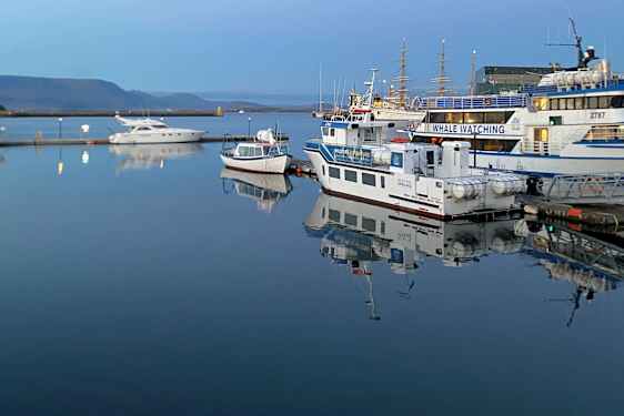 Båtar i hamn