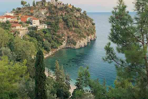 Utsikt över borgen i Parga