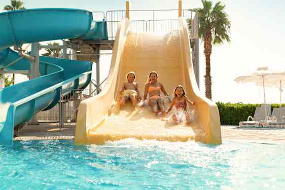 Pool & strand på Sunwing Family Resorts