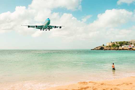 Flygplan landar på St Martin