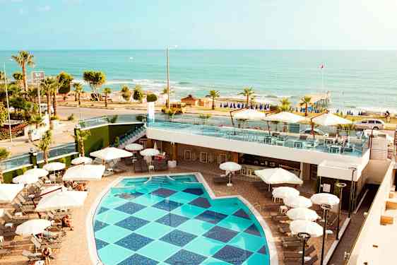 Sunprime C-Lounge