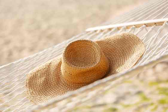 Hatt i en hängmatta