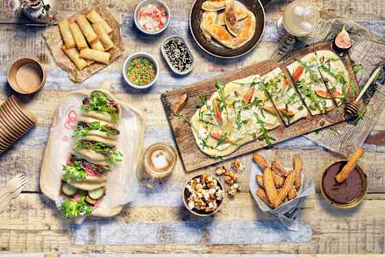 Pizza, buns och spring rolls