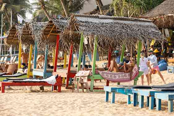 Hikkaduwa Surfing Beach