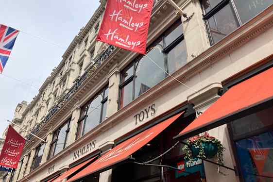 Hamleys sägs vara en av de första och största leksaksbutikerna i världen