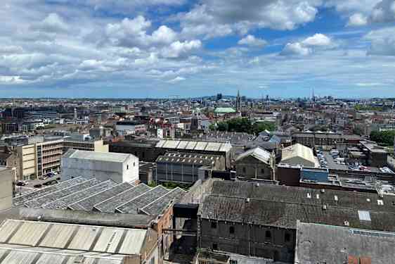 Utsikt över hustak i Dublin.