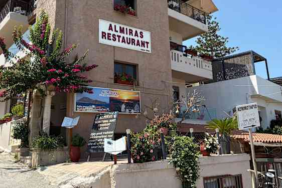 Almira Beach Bar and Restaurant
