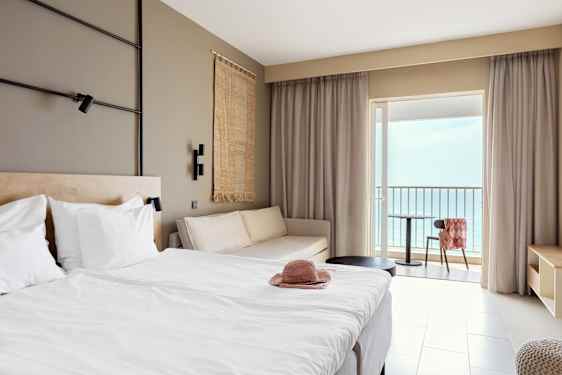 Compact Suite