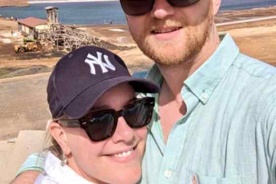 Synne och Chris fick den varma och soliga vinterresan de var på jakt efter. Foto: Privat