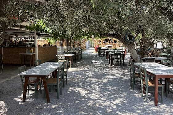 Arhondiko Traditonal Taverna