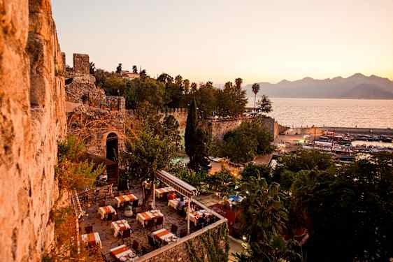 Utsikt från fästning i Antalya