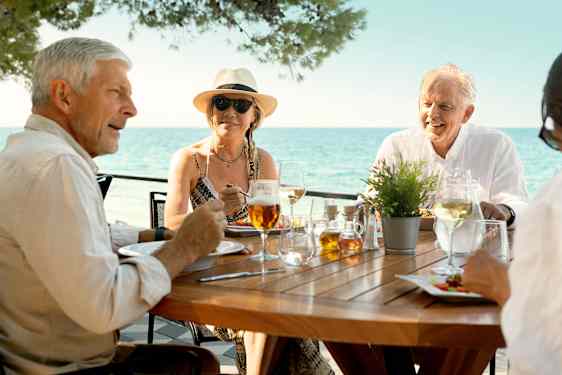 Ving Solo - sociala gruppresor