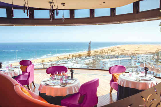 360 Restaurant & Atelier Cocktail Bar